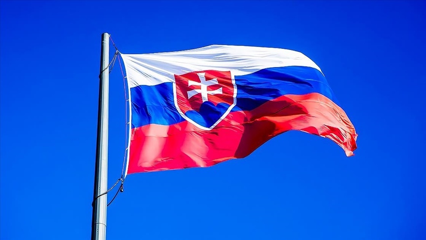 Yeni Slovakya Başbakanı Fico: "Ukrayna'ya Hiçbir Silah Vermeyeceğiz, Ülkeye Zararı Olması Halinde AB Yaptırımlarını Onaylamayacağız"