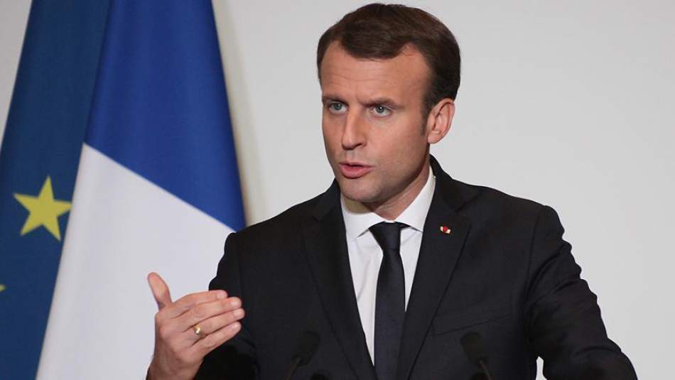 Macron, Polonya Başbakanı'nın Eleştirilerini "Skandal" Olarak Nitelendirdi