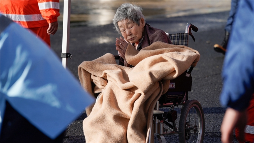 Japonya'da "Lupit Tayfunu" Alarmı : İnsanlar Tahliye Ediliyor