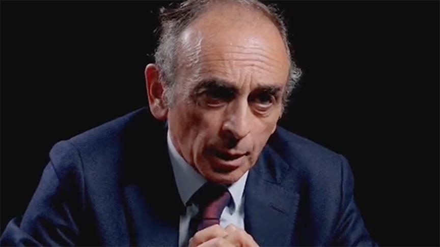 Fransa'da Aşırı Sağcı Cumhurbaşkanı Adayı Zemmour, Müslümanları Asimile Olmaya Çağırdı