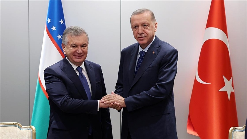 Cumhurbaşkanı Erdoğan, Özbekistan Cumhurbaşkanı Şevket Mirziyoyev ile Bir Araya Geldi