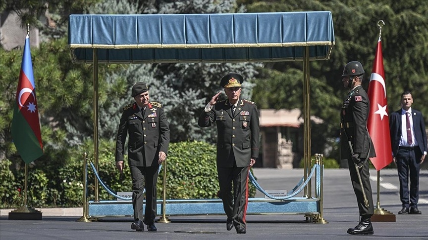 Genelkurmay Başkanı Orgeneral Gürak, Azerbaycanlı Mevkidaşı Polkovnik Kerim Veliyev ile Bir Araya Geldi