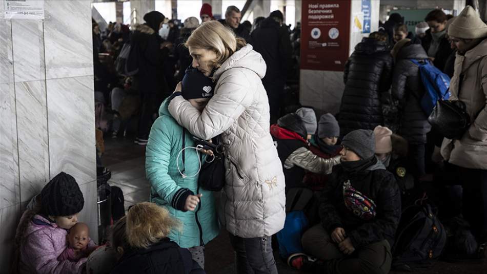 Ukrayna'da Sivillerin Tahliyesi İçin Geçici Ateşkes Başladı