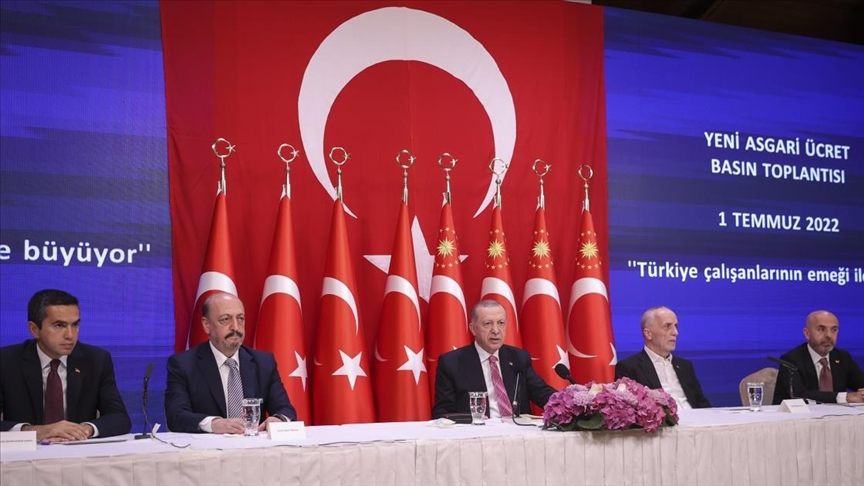 Cumhurbaşkanı Erdoğan, Yeni Asgari Ücret Zammını Açıkladı.