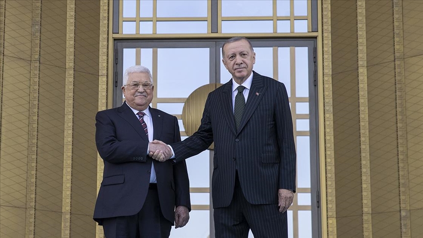 CB Erdoğan, Filistin Devlet Başkanı Abbas'ı Resmi Törenle Karşıladı