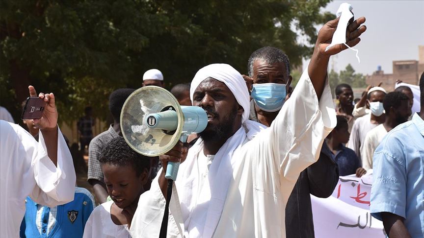 Sudan'da İsrail ile Normalleşme ve Dini Konulardaki Reformlar Protesto Edildi