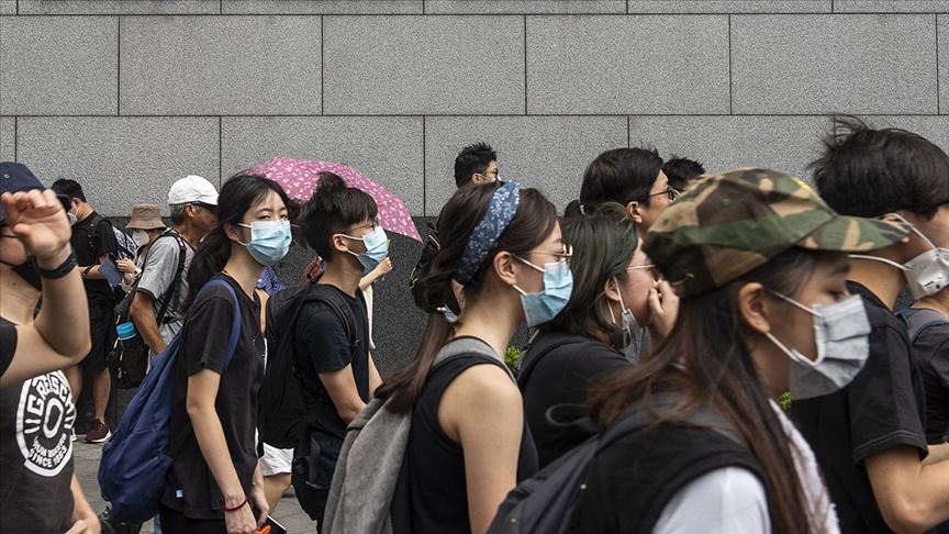 Hong Kong’da Göstericiler Suçluların İadesi Tasarısının Yıl Dönümünde Sokaklarda