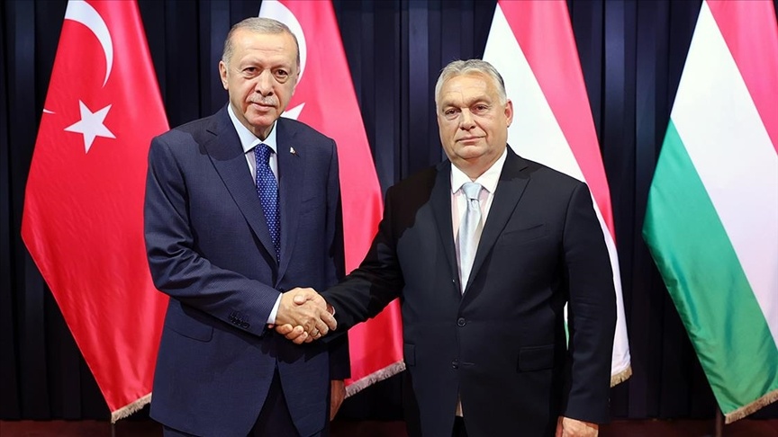 Cumhurbaşkanı Erdoğan, Budapeşte'de Macaristan Başbakanı Orban ile Bir Araya Geldi