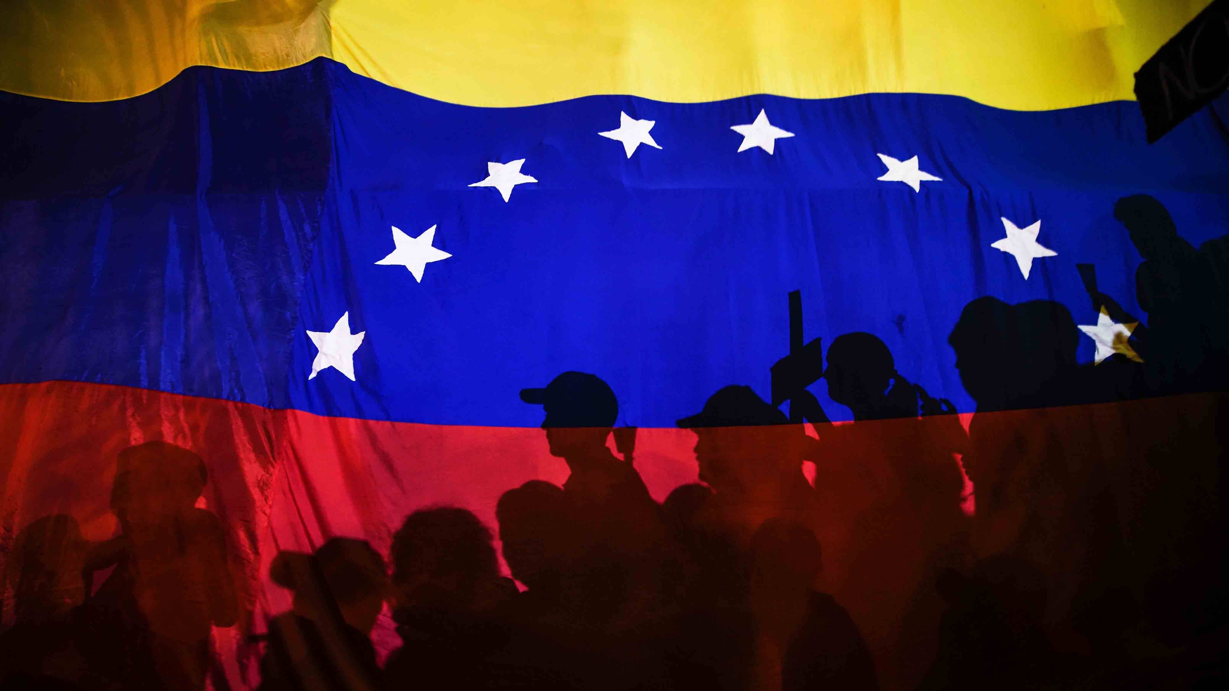 Venezuelalıların % 81'i Hükümet ve Muhalefet Arasında Diyalogu Destekliyor