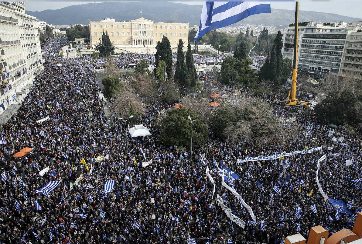 Yunanistan'da 'Makedonya' Anlaşması Protesto Edildi