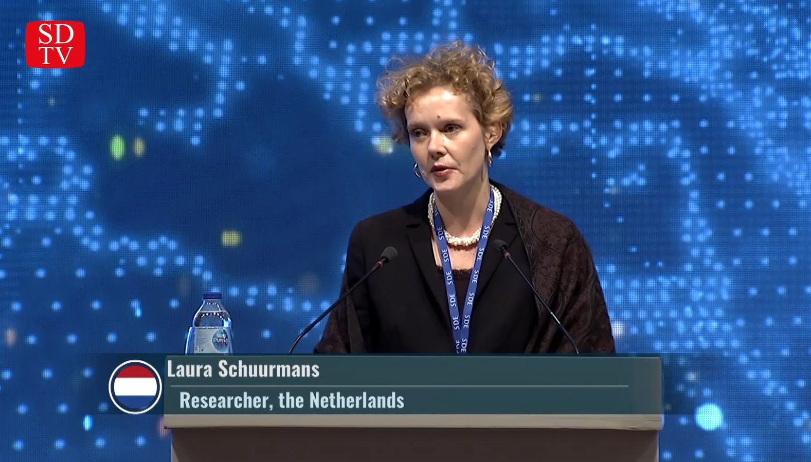 Laura Schuurmans: “Why does the world always talk about Hong-Kong and not Kashmir?”