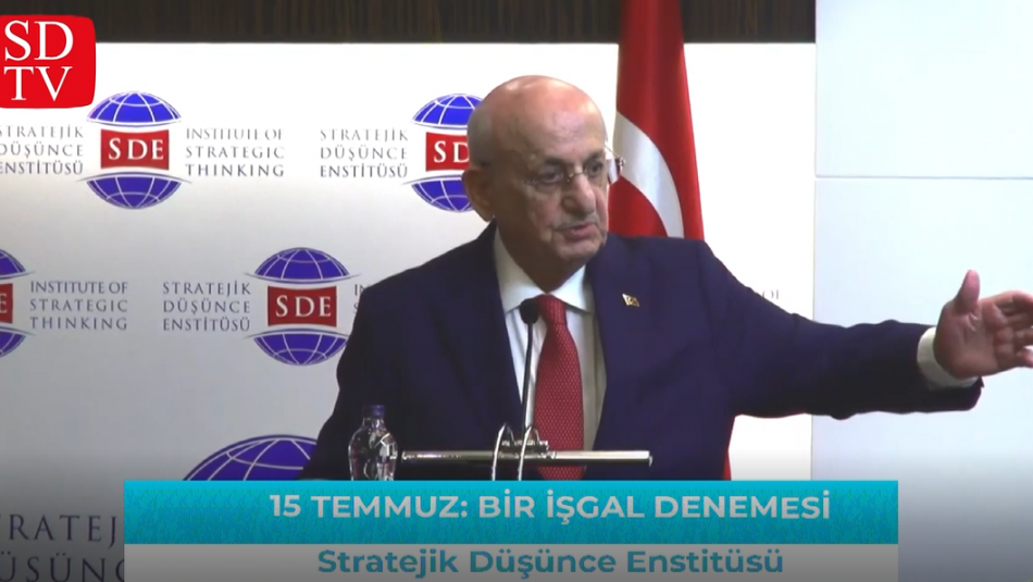 TBMM Eski Başkanı İsmail Kahraman: "15 Temmuz ne ihtilal ne de bir darbedir,15 Temmuz bir işgaldir"