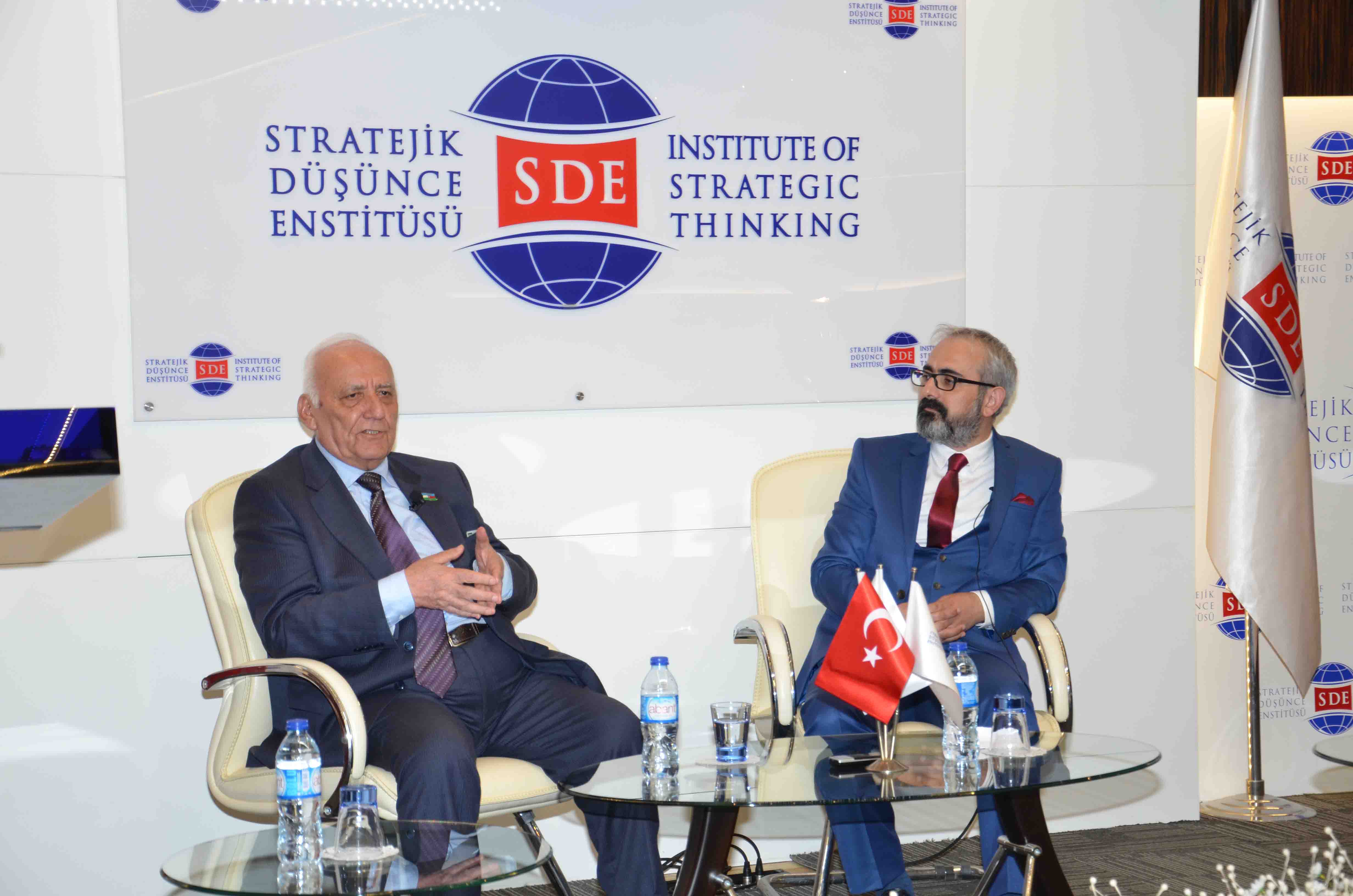 Ord. Prof. Dr. Yakup Mahmudov: "Ortak bir Türk Düşüncesi ve Tarihi öğretilmelidir"